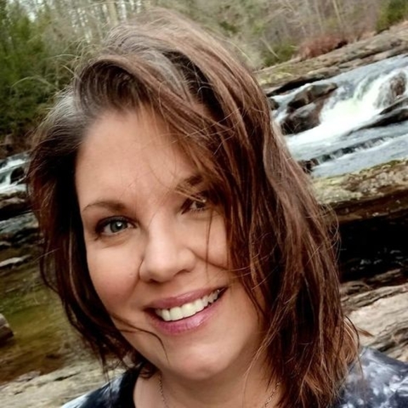 Meet your Posher, Tamra - Picture 1 of 1